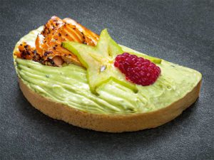 Stremellachs auf Avocadocreme